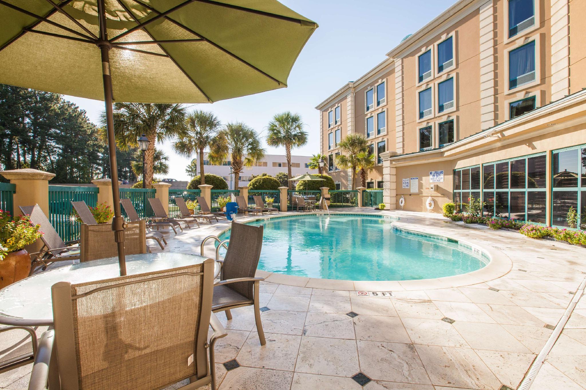 Hampton Inn Charleston North Exterior photo